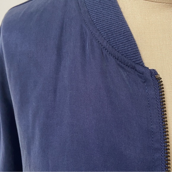 Native Youth beautiful floor length silk jacket - Picture 4 of 8